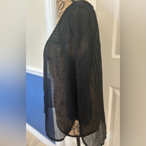 Sparkly Sheer Black Embroidered 3/4 Sleeve Top Blouse Shirt Size Medium See Pics - Picture 5 of 12